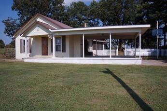 1940 Edgewood Rd, Newbern, TN 38059 