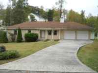 115 Oakwood Dr, Clinton, TN 37716 