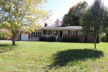 116 Hillcrest Dr, Crossville, TN 38555 