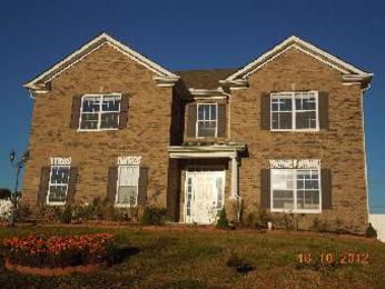 3004 Monmouth Dr, La Vergne, TN 37086 