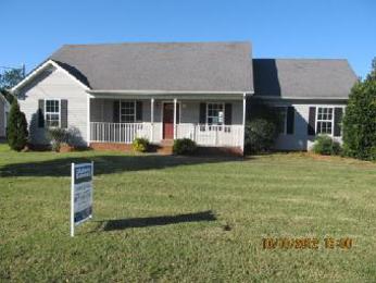 2432 Sawmill St, Murfreesboro, TN 37128 