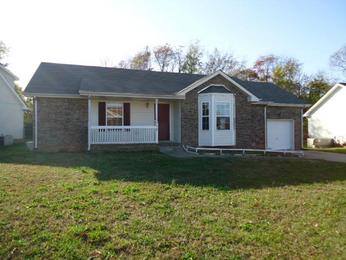 218 Grassmire Dr, Clarksville, TN 37042 