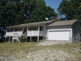 512 Victory Cross Rd, La Follette, TN 37766 