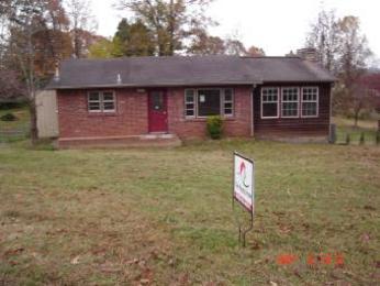 3316 Stamps Ln, Powell, TN 37849 