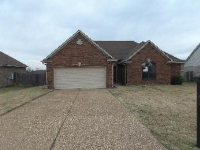 290 Mossy Springs Dr, Oakland, TN 38060 