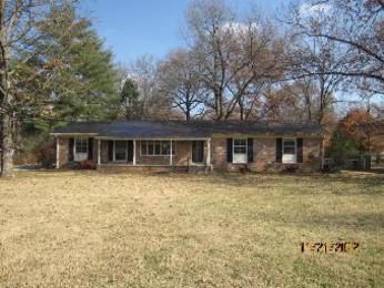 314 Crestwood Drive, Tullahoma, TN 37388 