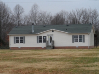 2950 Hanestown Rd, Westmoreland, TN 37186 