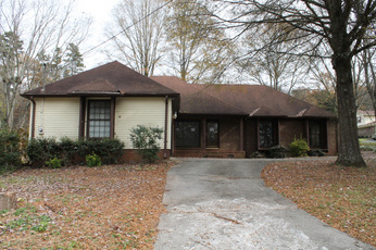 2886 Old Britain Cir., Chattanooga, TN 37421 