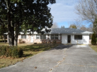 3801 Devon Dr, Knoxville, TN 37918 