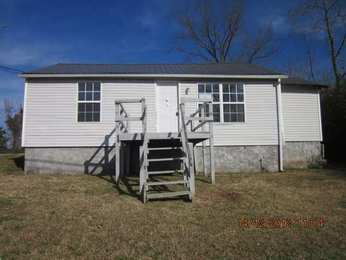 104 S Camp Heights, Sparta, TN 38583 