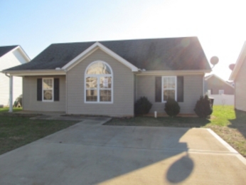 5045 Tabitha St, Murfreesboro, TN 37129 