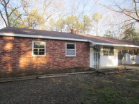 130 Todd Ln, Bolivar, TN 38008 