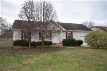 3244 S Senseney Cir, Clarksville, TN 37042 
