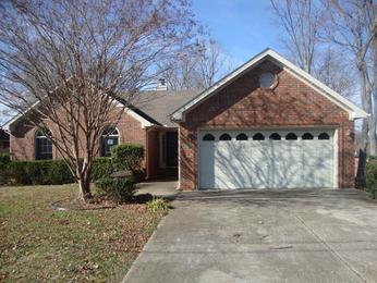 722 Brushy Ridge Dr, La Vergne, TN 37086 