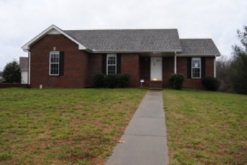 316 Cedar Point Ct, Clarksville, TN 37043 