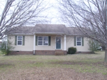 100 Kimberly St, Portland, TN 37148 