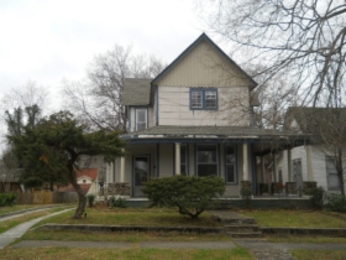 410 Carter Ave, Harriman, TN 37748 