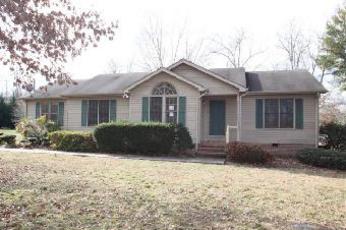 3151 Awalt Rd, Tullahoma, TN 37388 