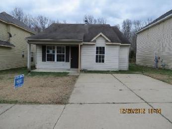 4823 Royal Run Dr, Memphis, TN 38128 