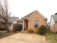 6730 N Regency Park Cir, Memphis, TN 38115 