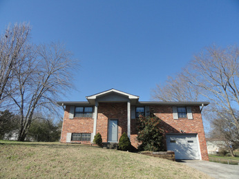 8903 Drake Parkway, Chattanooga, TN 37416 