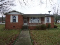 311 E Farrell St, Niota, TN 37826 