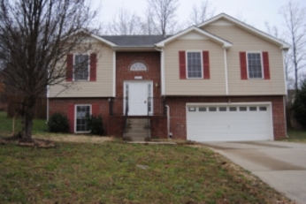 991 Hedge Apple Dr, Clarksville, TN 37040 