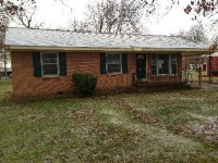 305 Westview Dr, Union City, TN 38261 