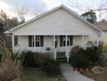 155 Red Bud Ln, Sevierville, TN 37876 