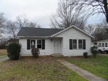 205 Nokes Drive, Hendersonville, TN 37075 
