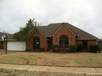 302 Black Wolf Drive, Collierville, TN 38017 