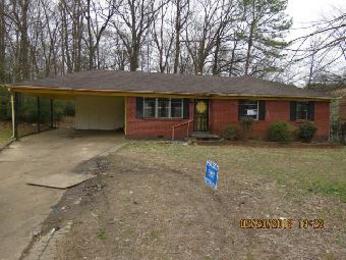 2918 North Trezevan, Memphis, TN 38127 