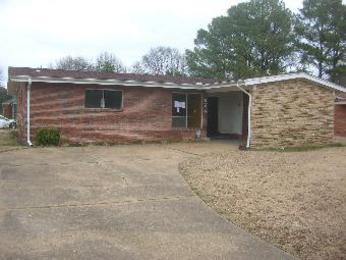5068 Cottonwood Rd, Memphis, TN 38118 