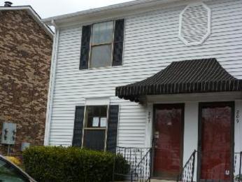 207 Edgewood Dr, Hendersonville, TN 37075 