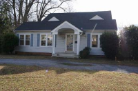 1336 Hollywood Dr, Jackson, TN 38301 