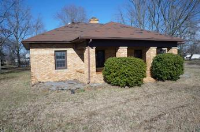 50 Laird Rd, Puryear, TN 38251 