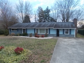 4212 Drifting Dr, Knoxville, TN 37912 