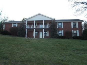 111 Oak Hill Court, Hendersonville, TN 37075 