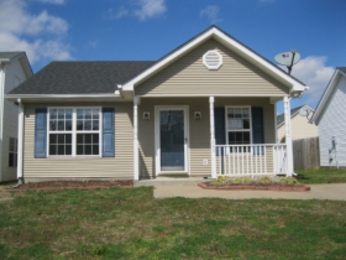 240 Meigs Dr, Murfreesboro, TN 37128 