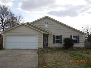 423 Lake Forest Dr, La Vergne, TN 37086 