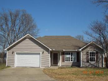 322 Pine Ridge Lane, La Vergne, TN 37086 