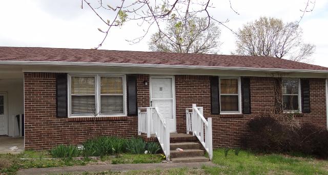 220 Staggs Drive, Portland, TN 37148 