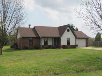 225 Kathleen Dr, Munford, TN 38058 