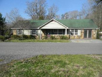 257 Morning Dr, Harriman, TN 37748 