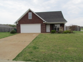 106 Augustus Cove, Humboldt, TN 38343 