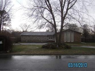 1093 Lakeshore Dr, Gallatin, TN 37066 