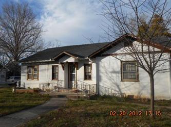 411 E Harp St, Manchester, TN 37355 