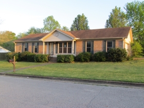 10 Dustin Cv, Jackson, TN 38301 