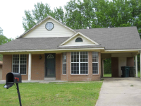 176 Elmer Ave, Memphis, TN 38109 