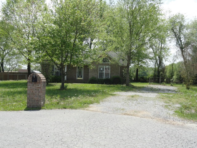 150 Cora Street, Portland, TN 37148 